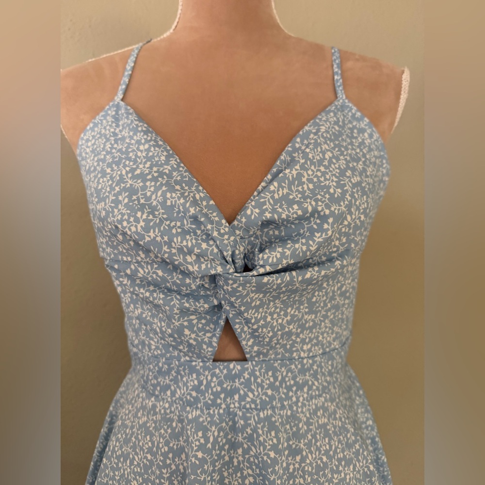 Blue Sleeveless twist knit  Dress - Picture 4 of 11